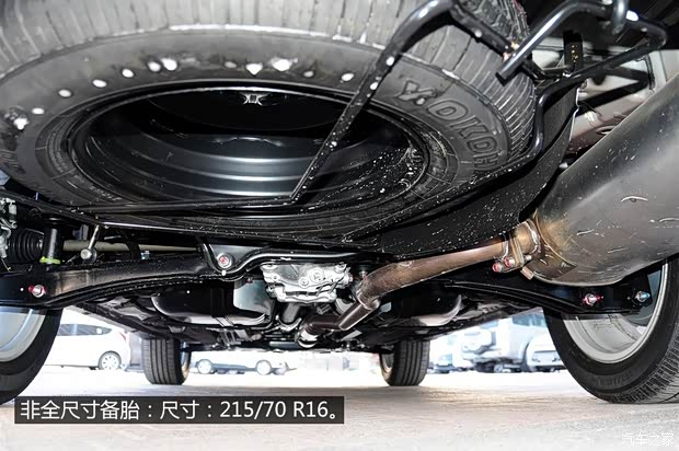 三菱(进口) 欧蓝德(进口) 2013款 2.4L 四驱豪华导航版 7座 三菱(进口) 欧蓝德(进口) 2013款 2.4L 四驱豪华导航版 7座