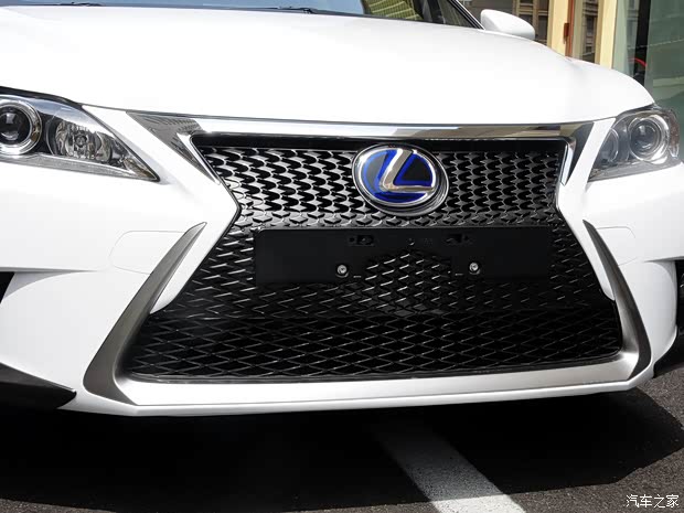 雷克萨斯 雷克萨斯CT 2014款 CT200h F-Sport 单色 雷克萨斯 雷克萨斯CT 2014款 CT200h F-Sport 单色