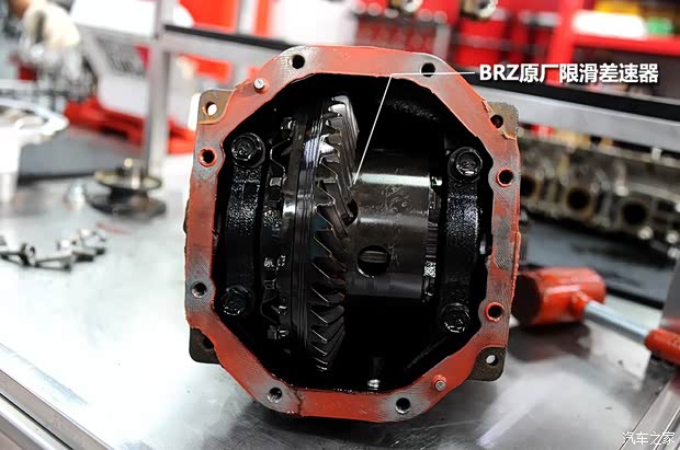 斯巴鲁 斯巴鲁BRZ 2013款 2.0L 手动豪华型 斯巴鲁 斯巴鲁BRZ 2013款 2.0L 手动豪华型