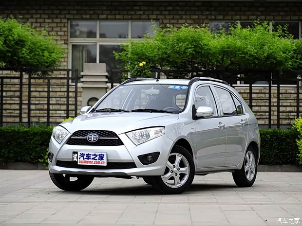 天津一汽 夏利N7 2014款 1.3L 手動運動尊貴型