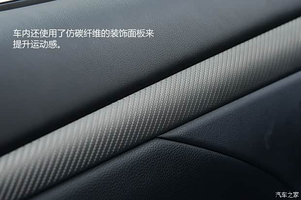 三菱(进口) 欧蓝德(进口) 2013款 2.4L 四驱豪华导航版 7座 三菱(进口) 欧蓝德(进口) 2013款 2.4L 四驱豪华导航版 7座