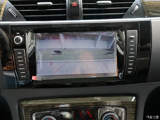 众泰汽车 众泰T600 2014款 1.5T 手动旗舰型 众泰汽车 众泰T600 2014款 1.5T 手动旗舰型