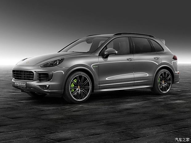 保時捷 卡宴 2015款 Cayenne S E-Hybrid 3.0T 設(shè)計套件版