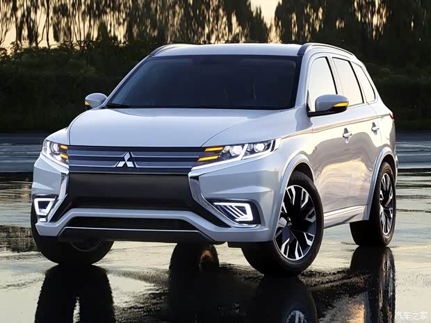 三菱(進(jìn)口) 歐藍(lán)德(進(jìn)口) 2014款 PHEV Concept-S