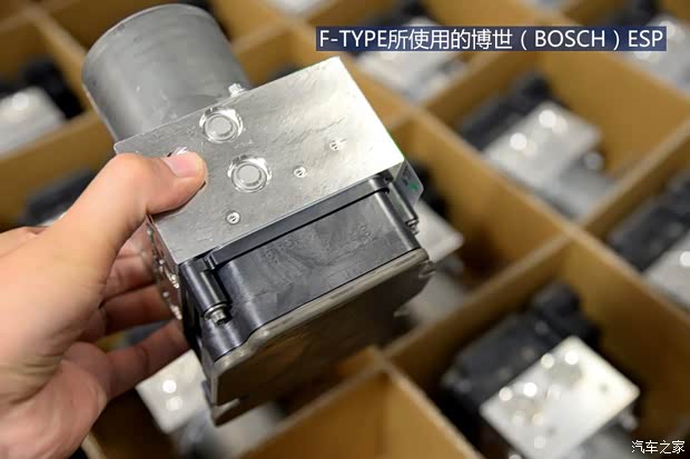 捷豹 捷豹F-TYPE 2015款 3.0T S 硬顶版 捷豹 捷豹F-TYPE 2015款 3.0T S 硬顶版