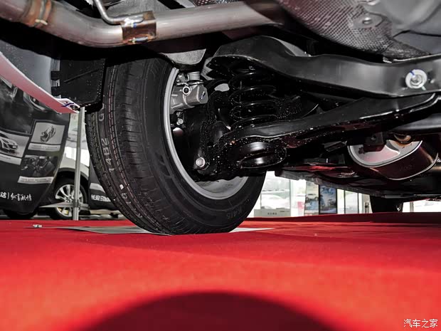 长安马自达 马自达3星骋 2015款 两厢 1.6L 自动精英型 长安马自达 马自达3星骋 2015款 两厢 1.6L 自动精英型