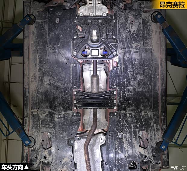 长安马自达 马自达3 Axela昂克赛拉 2014款 三厢 2.0L 自动旗舰型 长安马自达 马自达3 Axela昂克赛拉 2014款 三厢 2.0L 自动旗舰型