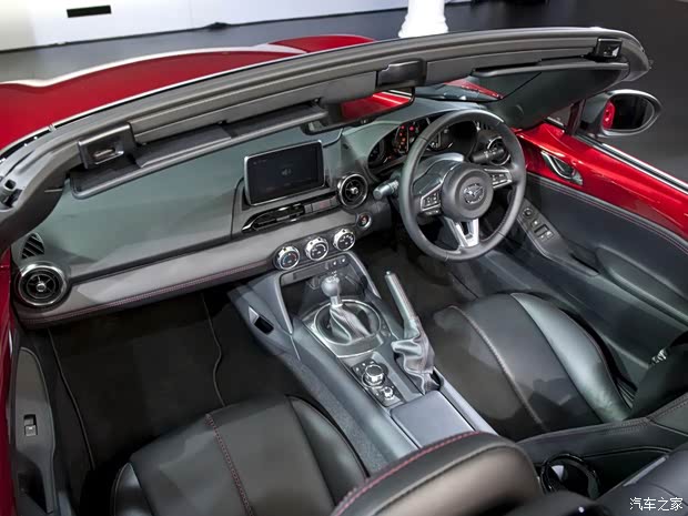 馬自達(dá)(進(jìn)口) 馬自達(dá)MX-5 2015款 基本型