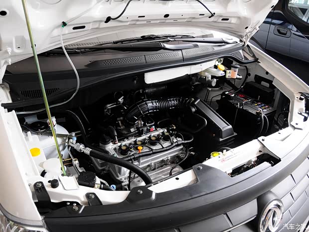 東風(fēng)鄭州日產(chǎn)帥客2011款 1.5L 手動標(biāo)準(zhǔn)型7座 東風(fēng)鄭州日產(chǎn)帥客2011款 1.5L 手動標(biāo)準(zhǔn)型7座