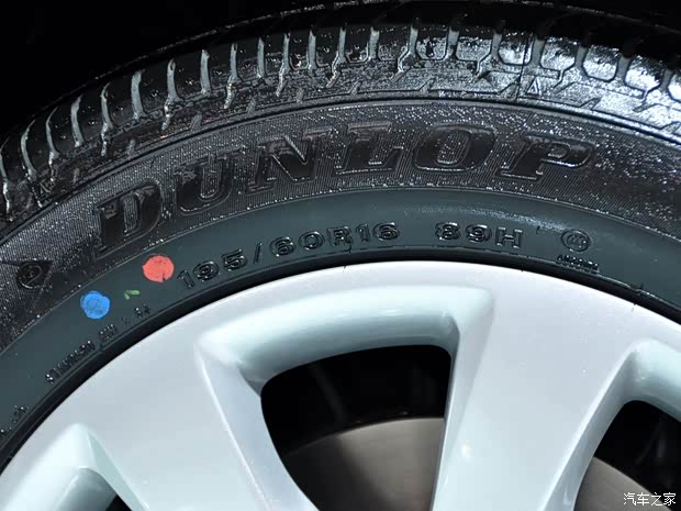 东风风神东风乘用车风神A602012款 2.0L CVT尊贵型