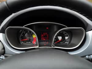 ŷ2012  1.5L Զ