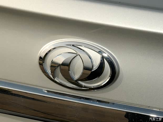 东风风神东风乘用车风神A602012款 2.0L CVT科技型