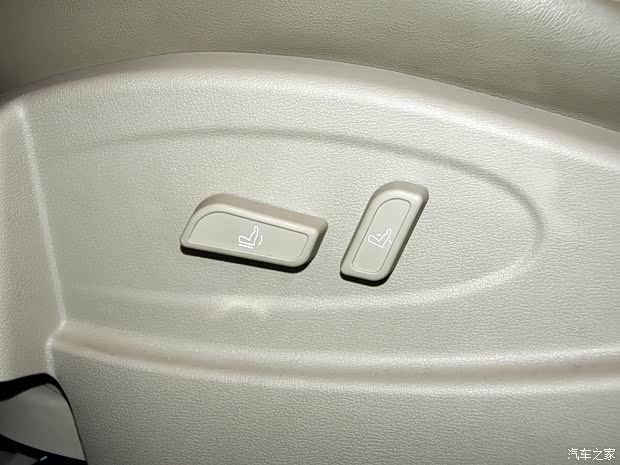 东风风神东风乘用车风神A602012款 2.0L CVT科技型