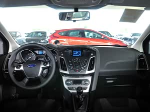 ����˹2012�� ���� 1.6L MT������