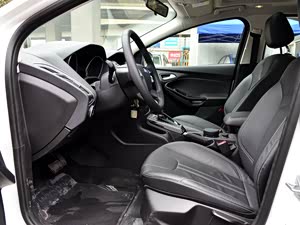 ����˹ 2012�� ���� 1.6L AT������