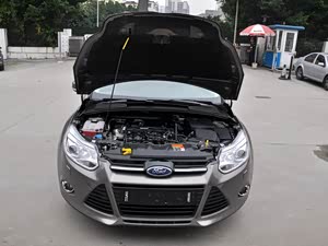 福克斯2012款 三厢 1.6L AT尊贵型