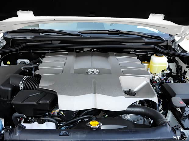 一汽丰田 兰德酷路泽 2012款 4.6L 自动VX-R