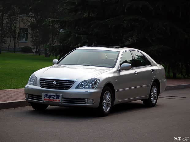 一汽丰田 皇冠 2007款 3.0L Royal Saloon导航 一汽丰田 皇冠 2007款 3.0L Royal Saloon导航