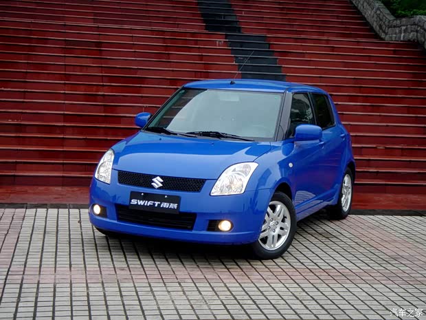 長安鈴木 雨燕 2005款 1.3L 手動超豪華型