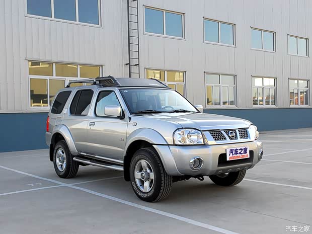 鄭州日產(chǎn) 帕拉丁 2006款 2.4L 兩驅(qū)標(biāo)準(zhǔn)型