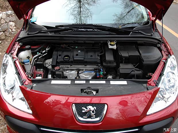 东风标致 标致307 2008款 两厢 1.6L 手动雅致版 东风标致 标致307 2008款 两厢 1.6L 手动雅致版