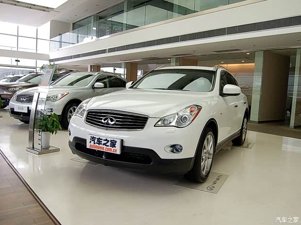 英菲尼迪(进口) 英菲尼迪EX 2008款 EX35 风华版 英菲尼迪(进口) 英菲尼迪EX 2008款 EX35 风华版