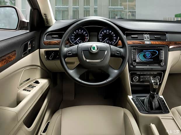 斯柯達(dá)斯柯達(dá)(進(jìn)口)昊銳(海外)2010款 Combi 斯柯達(dá)斯柯達(dá)(進(jìn)口)昊銳(海外)2010款 Combi