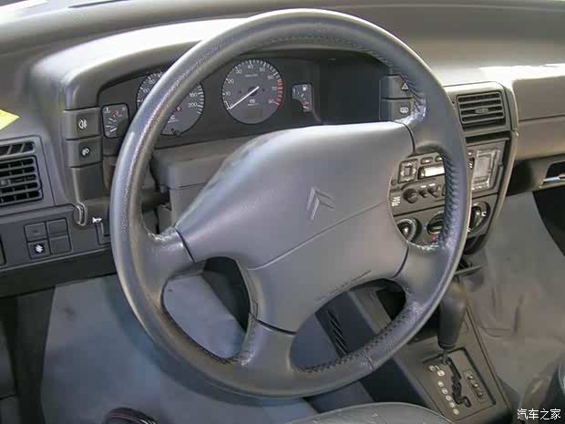 东风雪铁龙 富康 2004款 新浪潮 1.6L 自动舒适型 东风雪铁龙 富康 2004款 新浪潮 1.6L 自动舒适型