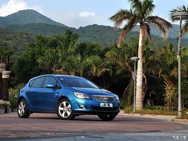 上汽通用别克 英朗 2010款 XT 1.6T 新锐运动版