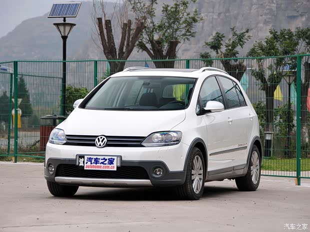 大眾(進(jìn)口) 高爾夫(進(jìn)口) 2011款 1.4TSI Cross Golf