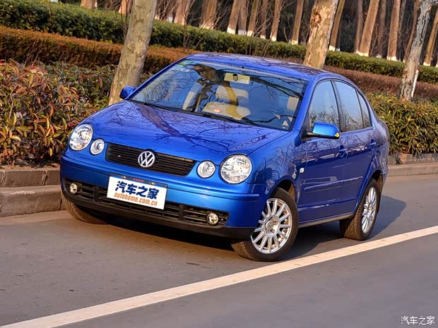 上汽大众 Polo 2004款 三厢 1.4L 手动豪华型 上汽大众 Polo 2004款 三厢 1.4L 手动豪华型
