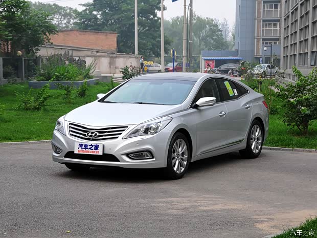 现代(进口) 雅尊 2011款 3.0L 旗舰型 现代(进口) 雅尊 2011款 3.0L 旗舰型