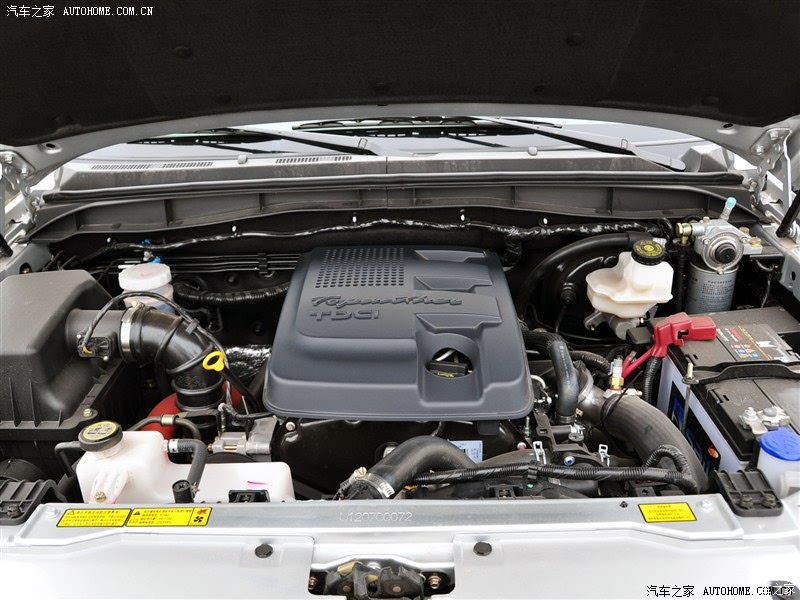 江铃汽车 域虎 2012款 2.4t四驱柴油手动(lx)