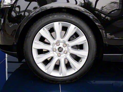 2013款 NA 5.0 V8 Vogue SE 2013款 NA 5.0 V8 Vogue SE