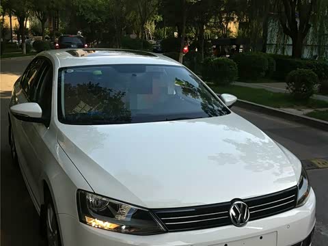 2012款 1.4TSI 自动豪华型 2012款 1.4TSI 自动豪华型