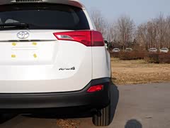 240x180_0_q95_c42_autohomecar__20141208230347068497210.jpg