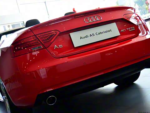 2013款 Cabriolet 40 TFSI quattro 2013款 Cabriolet 40 TFSI quattro