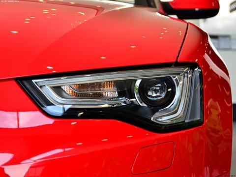 2013款 Cabriolet 40 TFSI quattro 2013款 Cabriolet 40 TFSI quattro