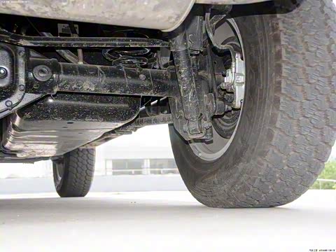 2014款 2.8TD Sahara 四门版 2014款 2.8TD Sahara 四门版