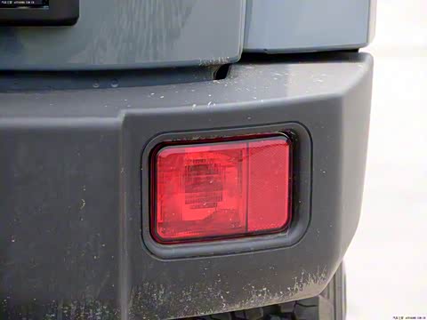 2014款 2.8TD Sahara 四门版 2014款 2.8TD Sahara 四门版