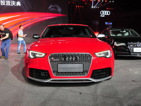 2014 RS 5 Coupe ر