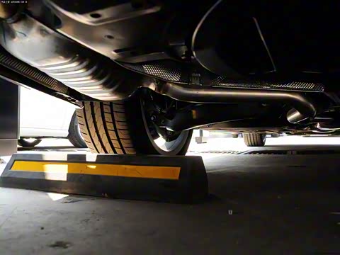 2015款 E 400 L 运动豪华型 4MATIC 2015款 E 400 L 运动豪华型 4MATIC