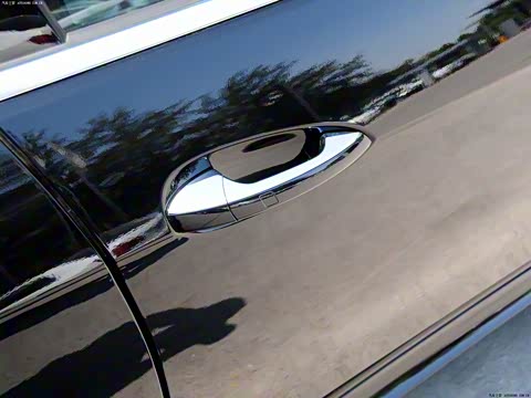 2015款 E 400 L 运动豪华型 4MATIC 2015款 E 400 L 运动豪华型 4MATIC