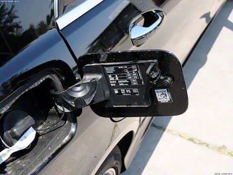 2015款 E 400 L 运动豪华型 4MATIC 2015款 E 400 L 运动豪华型 4MATIC