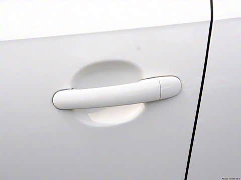 2014款 改款 1.6L 自动时尚型 2014款 改款 1.6L 自动时尚型