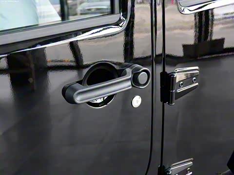 2012款 3.6L 四门梦十珍藏版 2012款 3.6L 四门梦十珍藏版