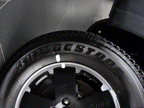 2012款 3.6L 四门梦十珍藏版 2012款 3.6L 四门梦十珍藏版