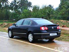 大众一汽-大众迈腾2009款 2.0TSI DSG豪华型 大众一汽-大众迈腾2009款 2.0TSI DSG豪华型