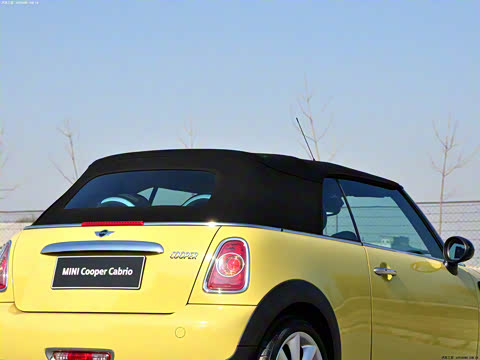 2011款 1.6L COOPER CABRIO 2011款 1.6L COOPER CABRIO
