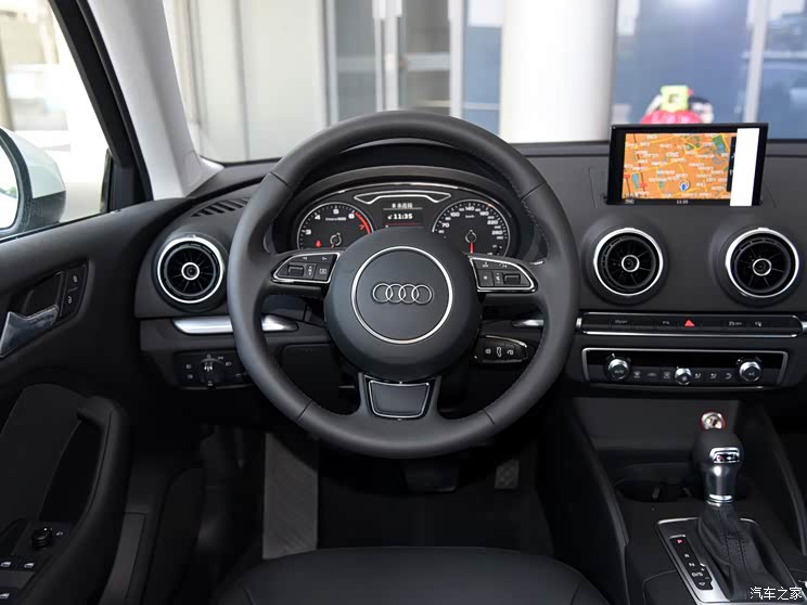 奥迪a3 2015款 sportback 40 tfsi 自动舒适型